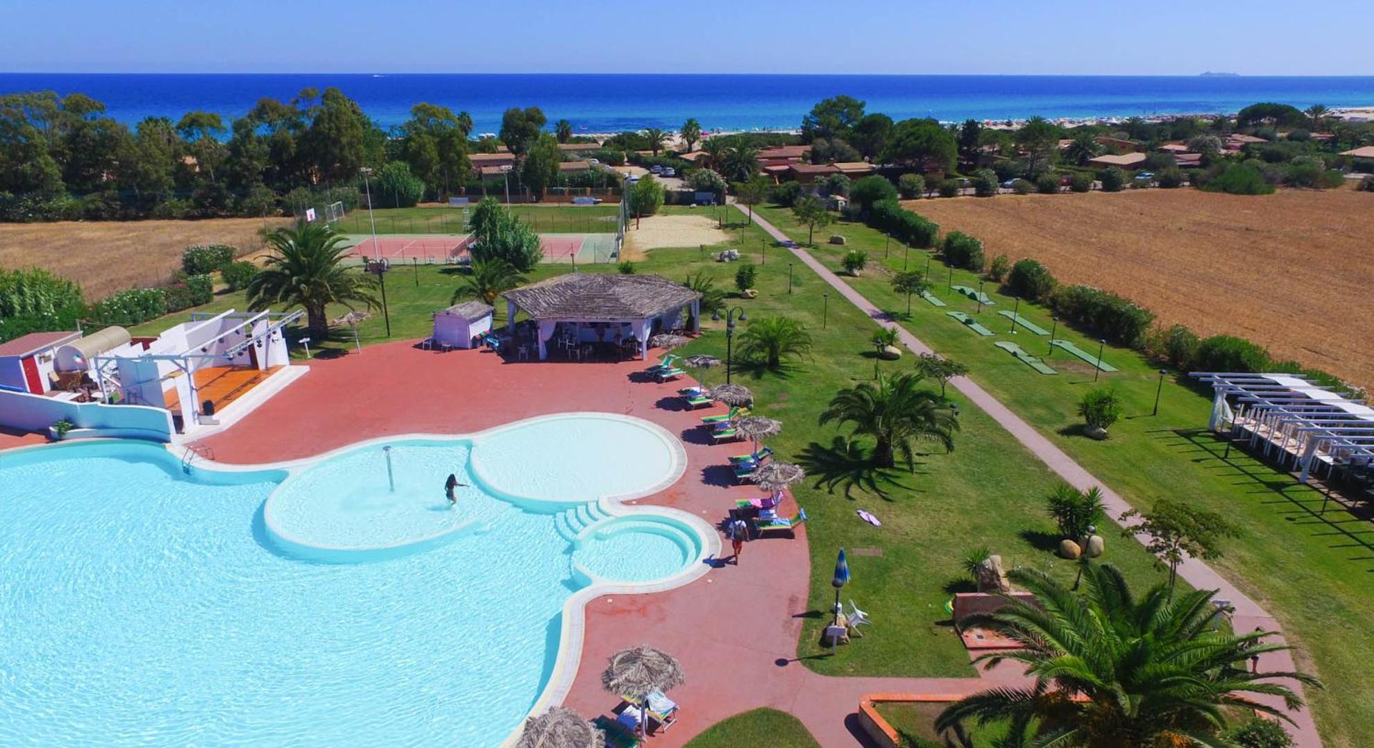 Rey Beach Club Monte Nai Extérieur photo